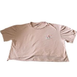 PacSun Light pink cropped tee.